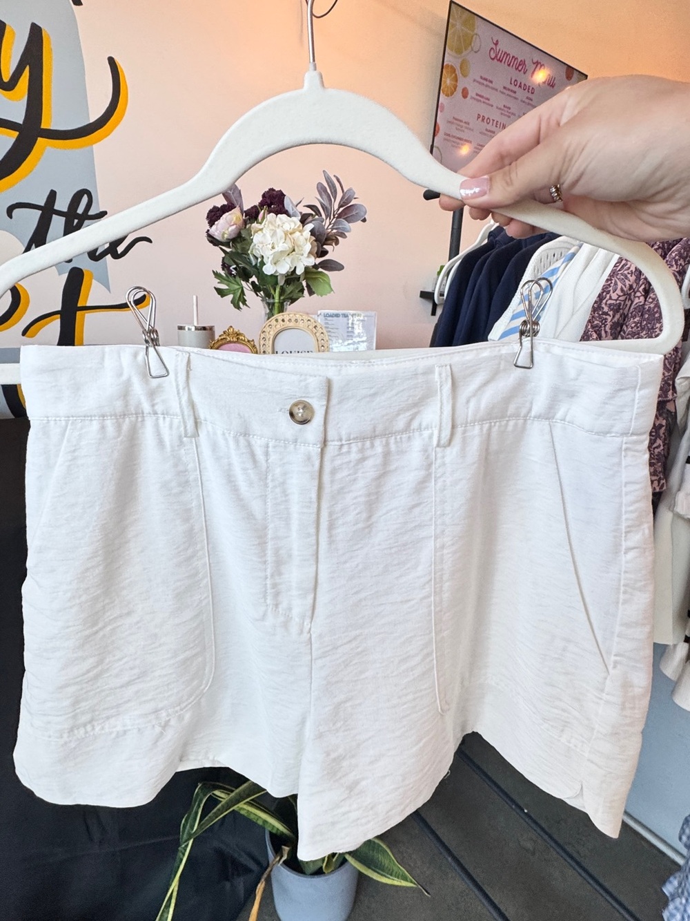 TCEC White Linen-Blend Casual Shorts